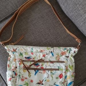 Bueno crossbody purse.